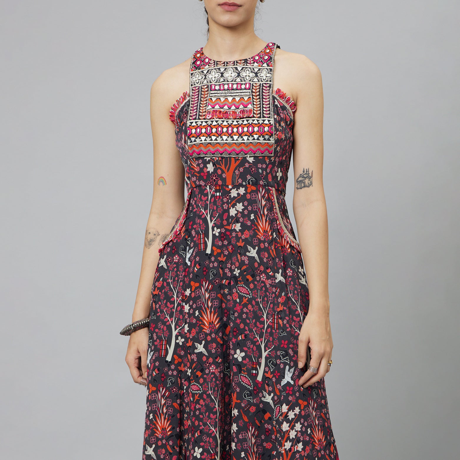 CONCRETE JUNGLE PRINT PRINT YOKE STYLE JUMPSUIT