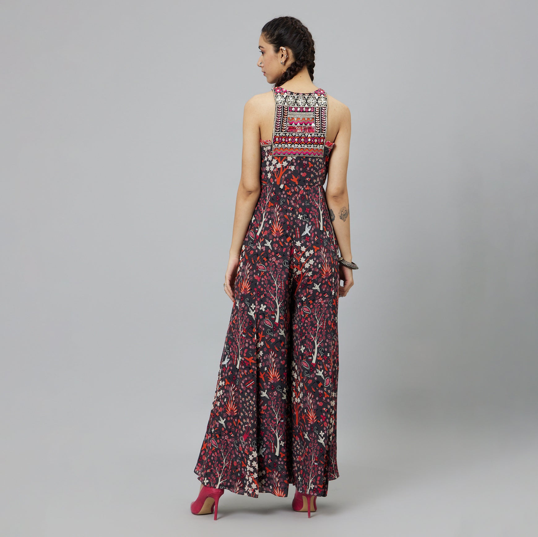 CONCRETE JUNGLE PRINT PRINT YOKE STYLE JUMPSUIT