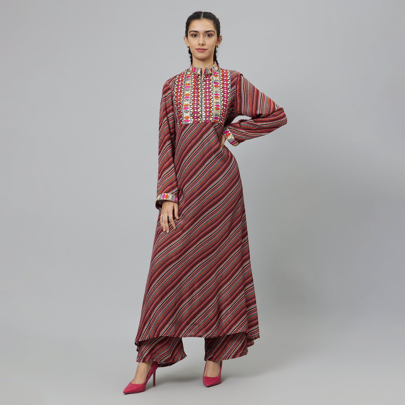 BOHEMIAN STRIPE PRINT KURTA WITH EMBROIDERED YOKE AND PANTS