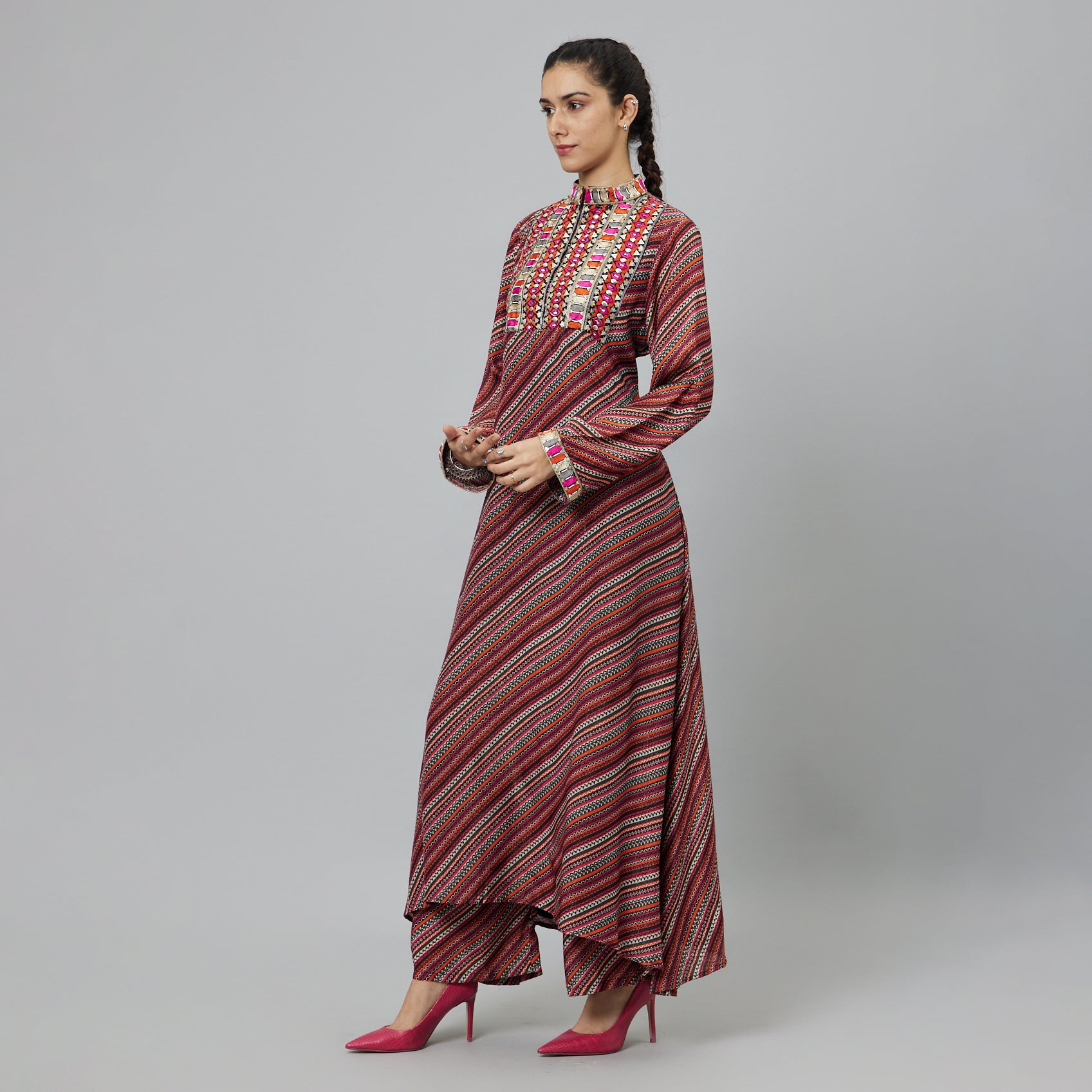 BOHEMIAN STRIPE PRINT KURTA WITH EMBROIDERED YOKE AND PANTS