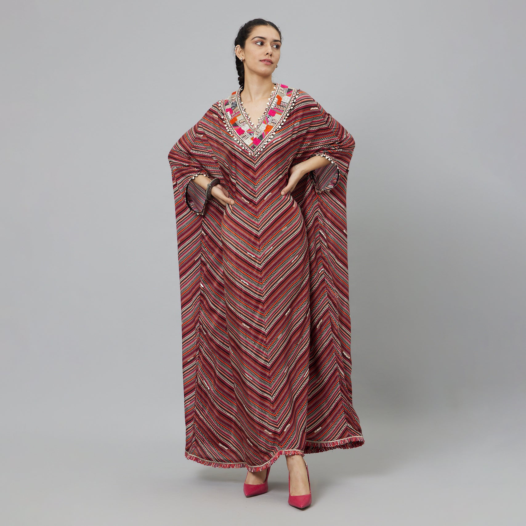 BOHEMAIN STRIPE PRINT V-NECK KAFTAN