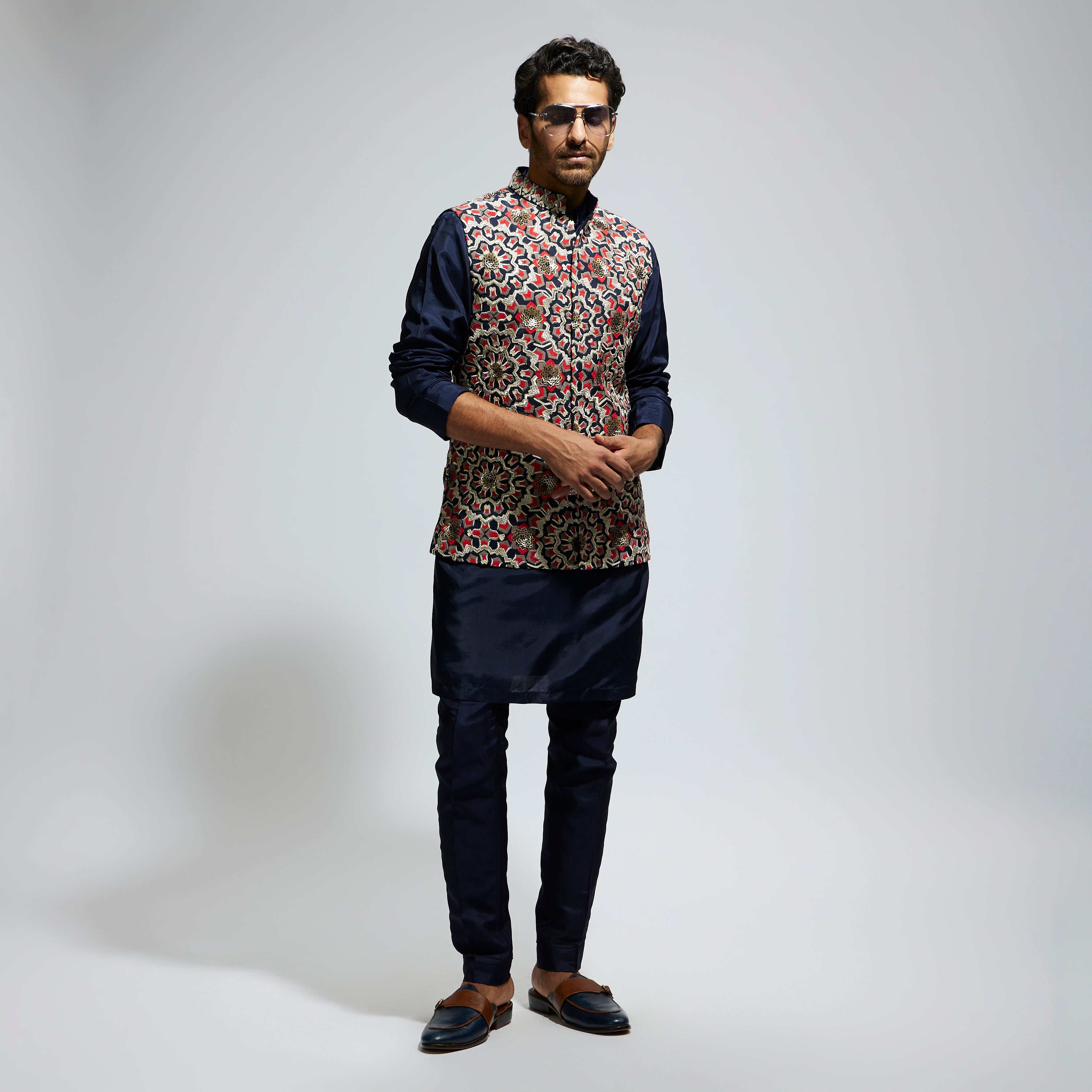 BLUE THREADWORK EMBROIDERED BUNDI WITH BLUE SOLID KURTA AND PANTS