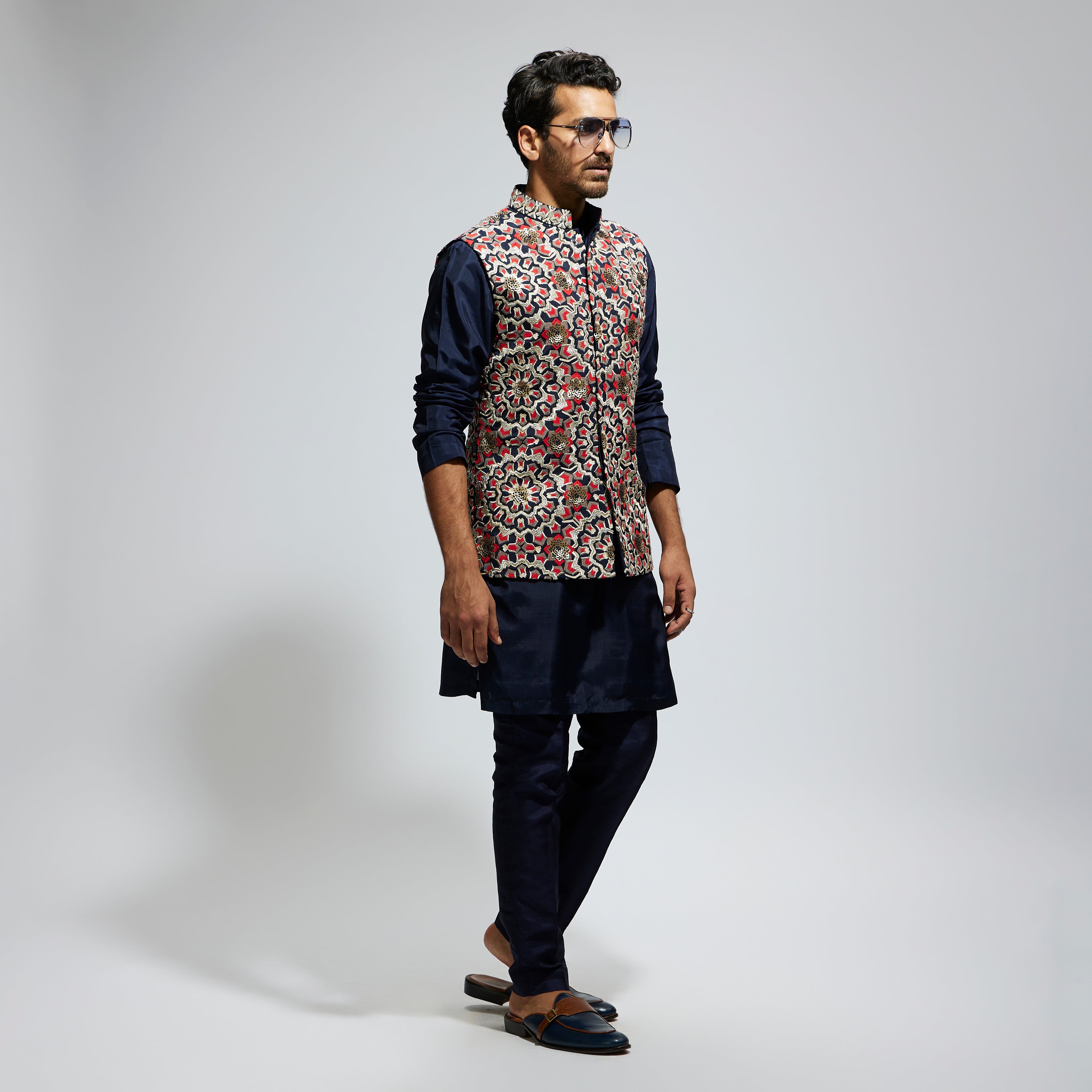 BLUE THREADWORK EMBROIDERED BUNDI WITH BLUE SOLID KURTA AND PANTS