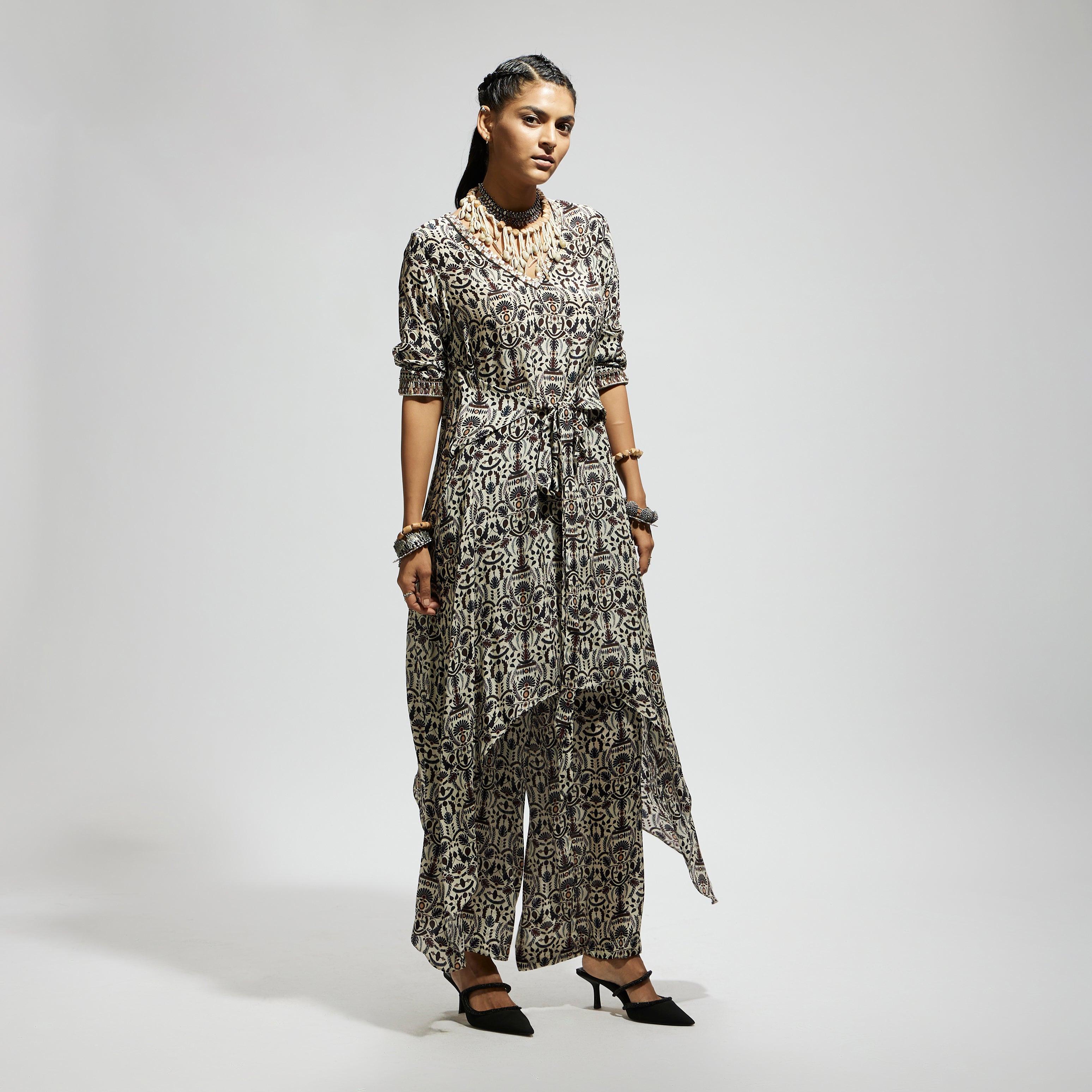 SAMSARA: WHITE JAAL PRINT FRONT TIE UP TUNIC