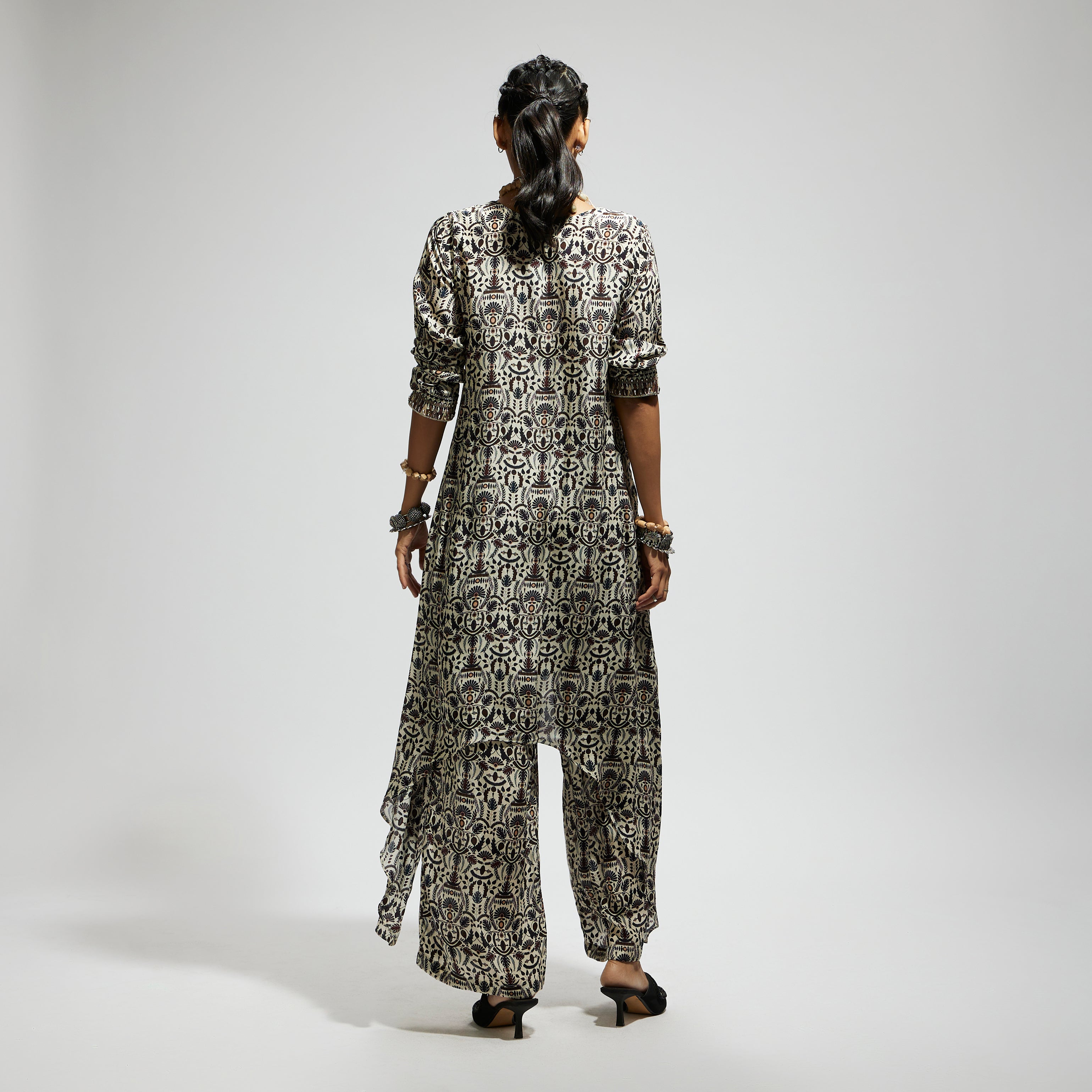 SAMSARA: WHITE JAAL PRINT FRONT TIE UP TUNIC