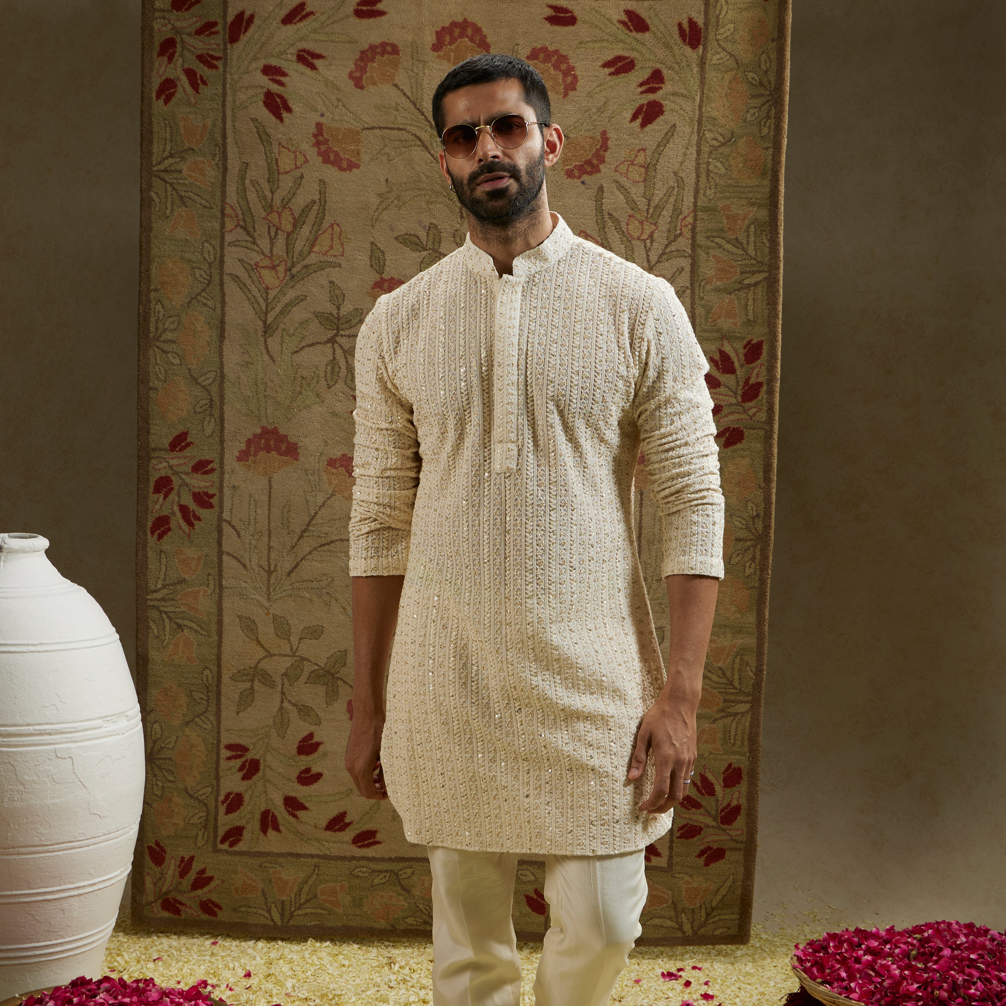 MAGNOLIA EMBELLISHED LUCKNOWI KURTA