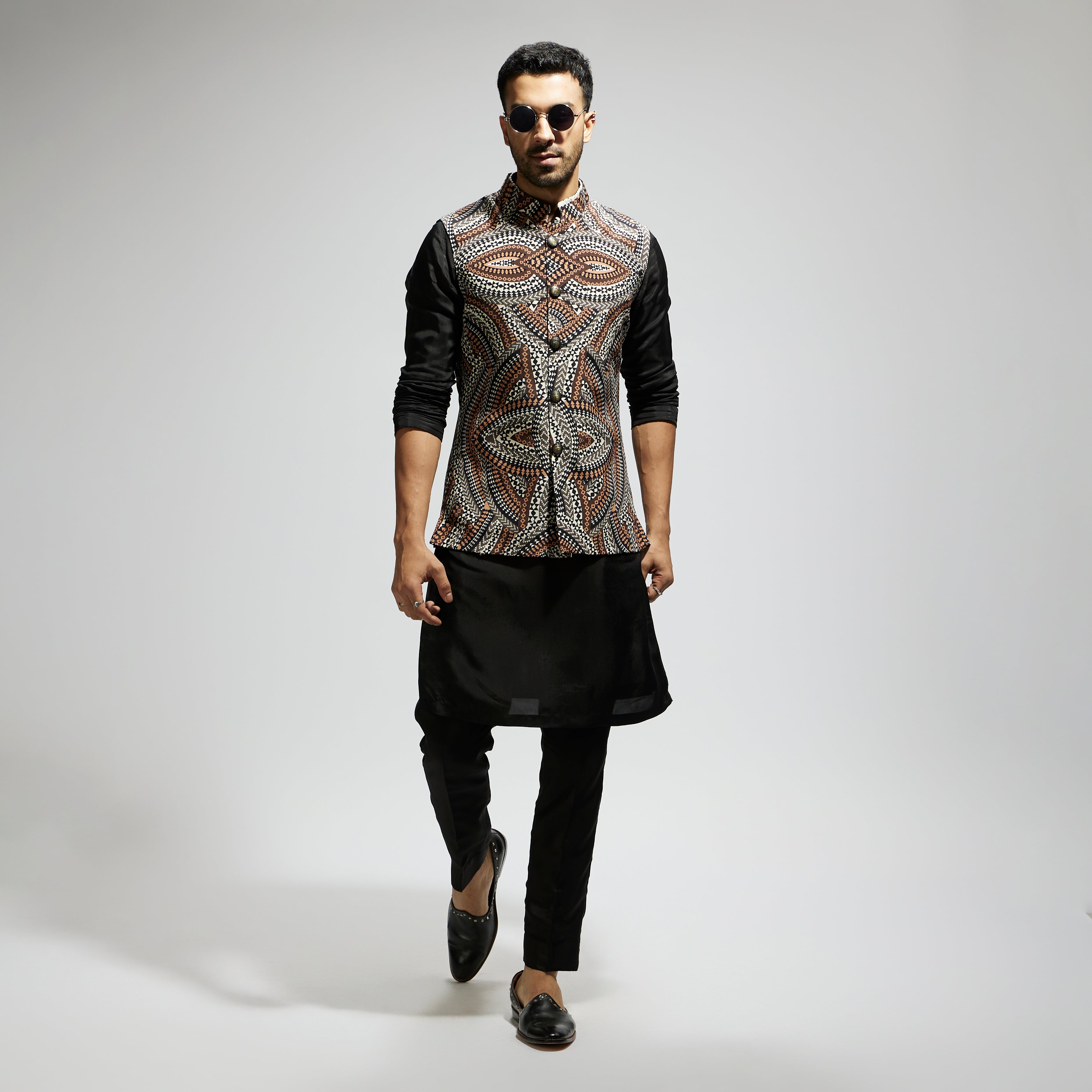 ZENTANGLE PRINTED BUNDI WITH BLACK SOLID KURTA WITH PANTS