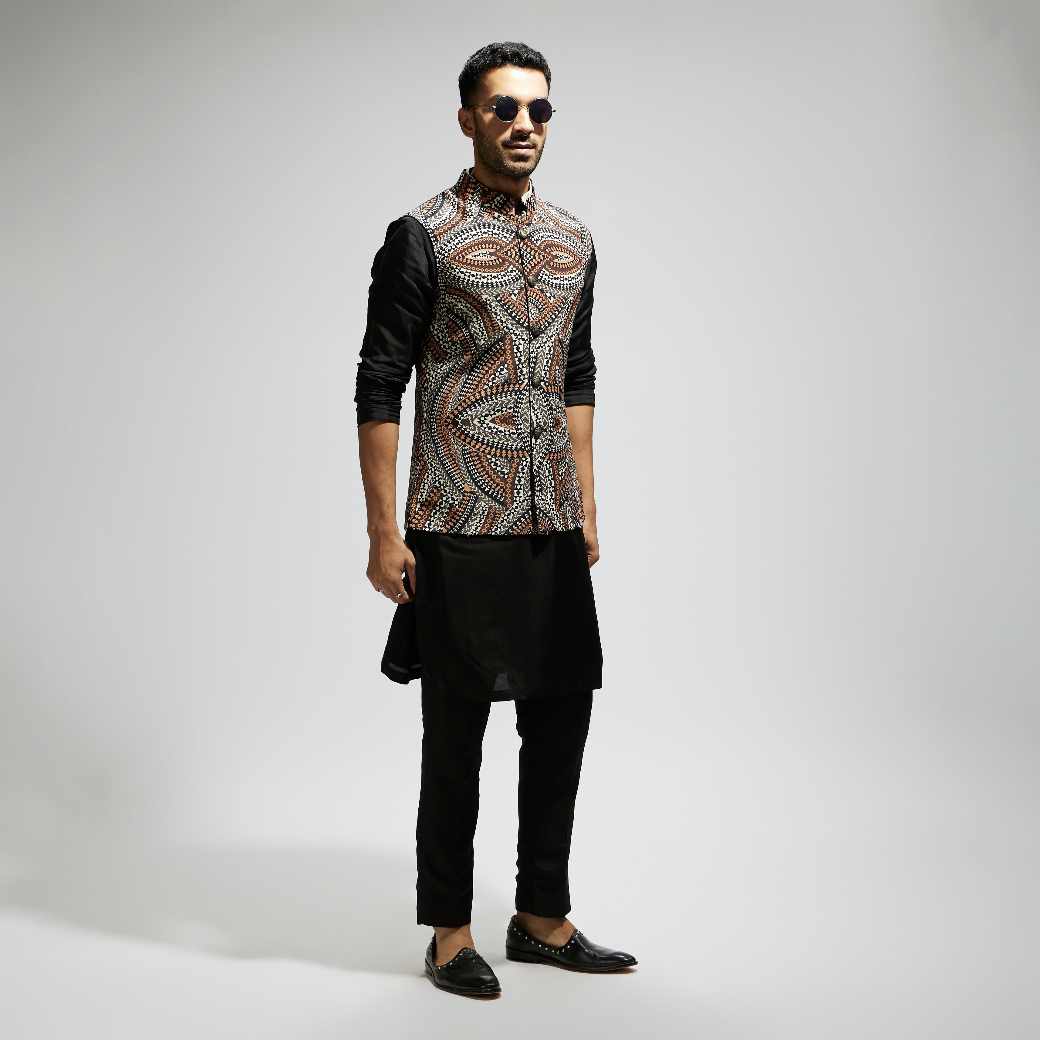 ZENTANGLE PRINTED BUNDI WITH BLACK SOLID KURTA WITH PANTS