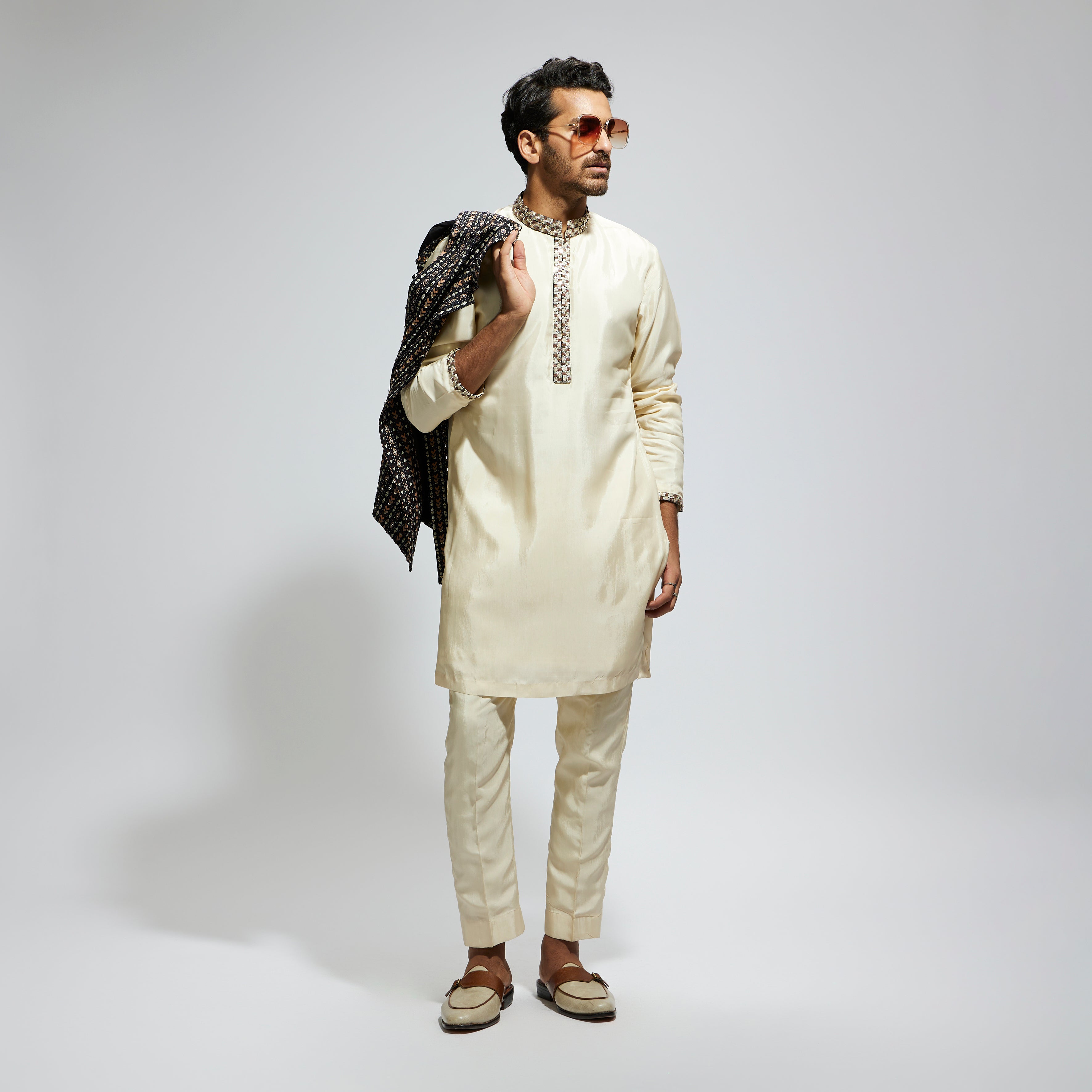 BEIGE SOLID KURTA WITH EMBELLISHED COLLAR AND KURTA PATTI