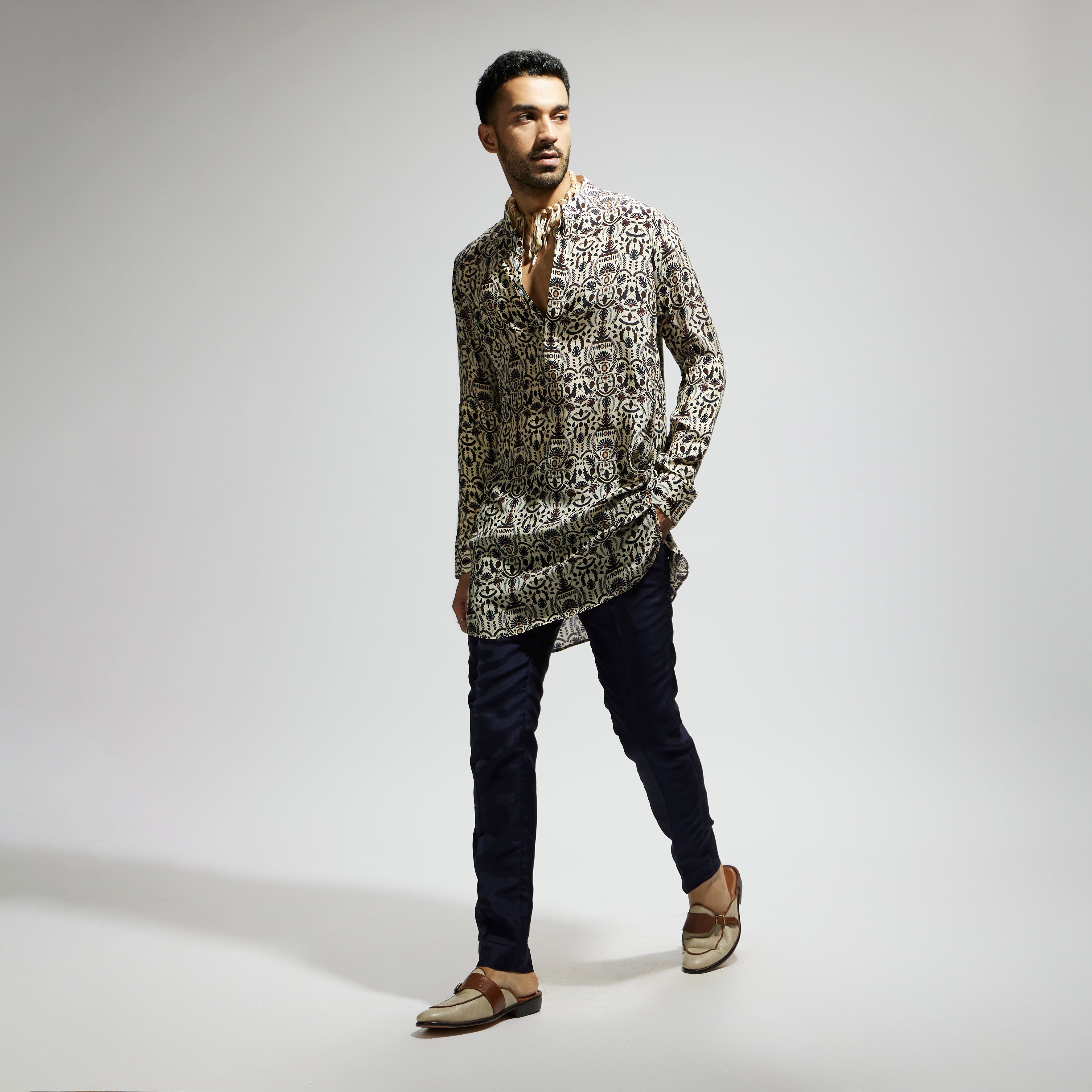 WHITE LEAF JAAL PRINT ROLLED UP SLEEVES KURTA