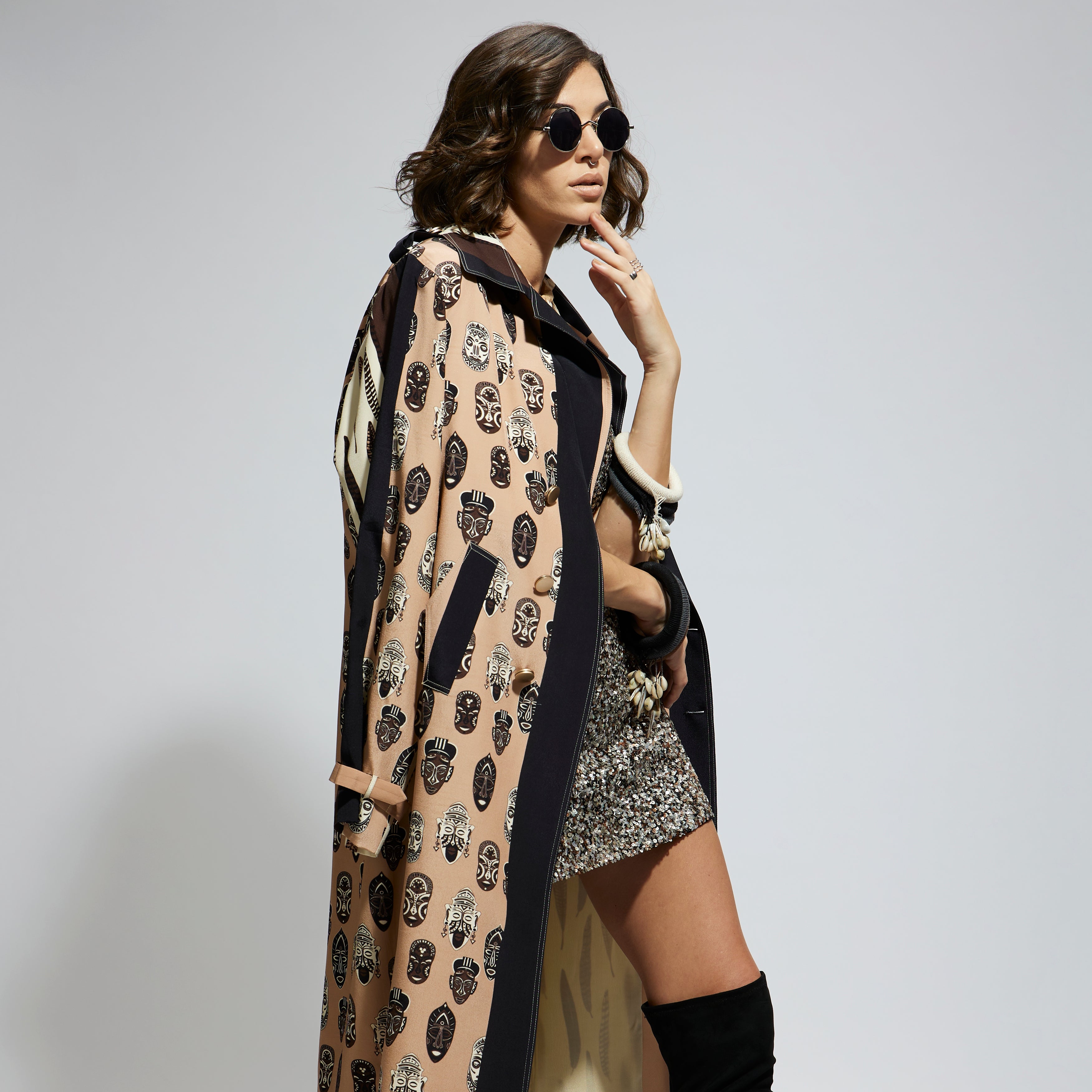 MASK AND FEATHER PRINT TRENCH COAT