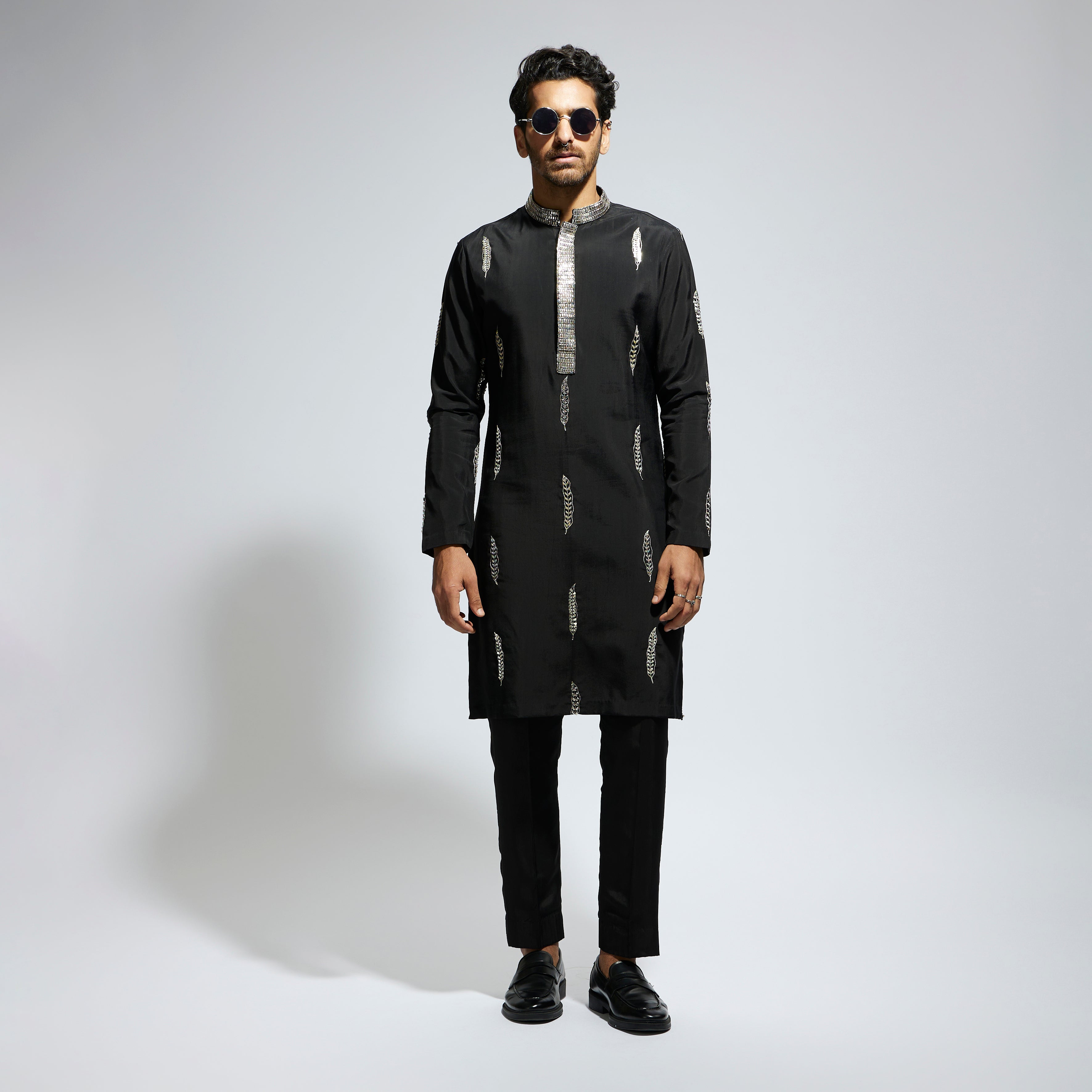 BLACK FEATHER EMBROIDERED KURTA WITH PANTS