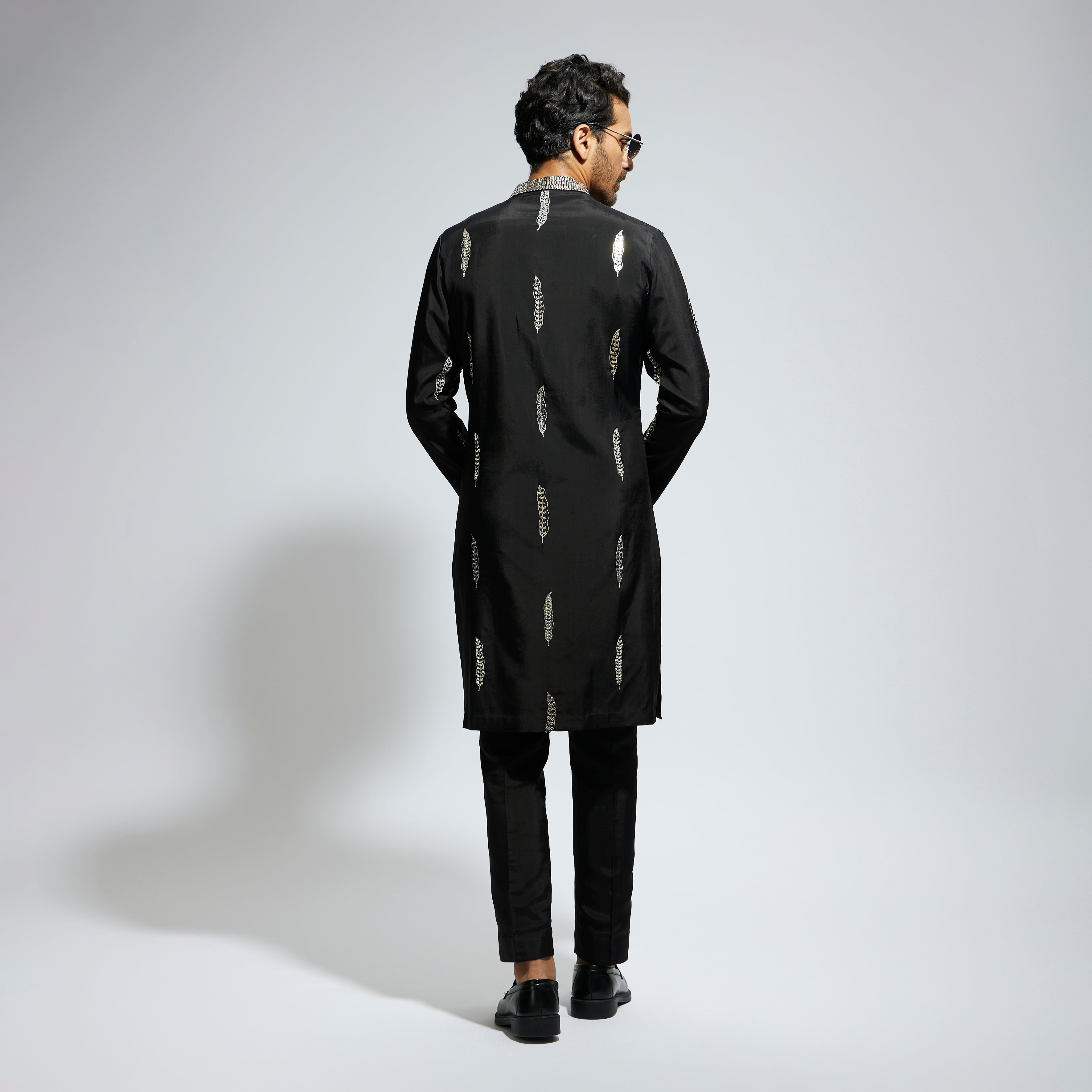 BLACK FEATHER EMBROIDERED KURTA WITH PANTS