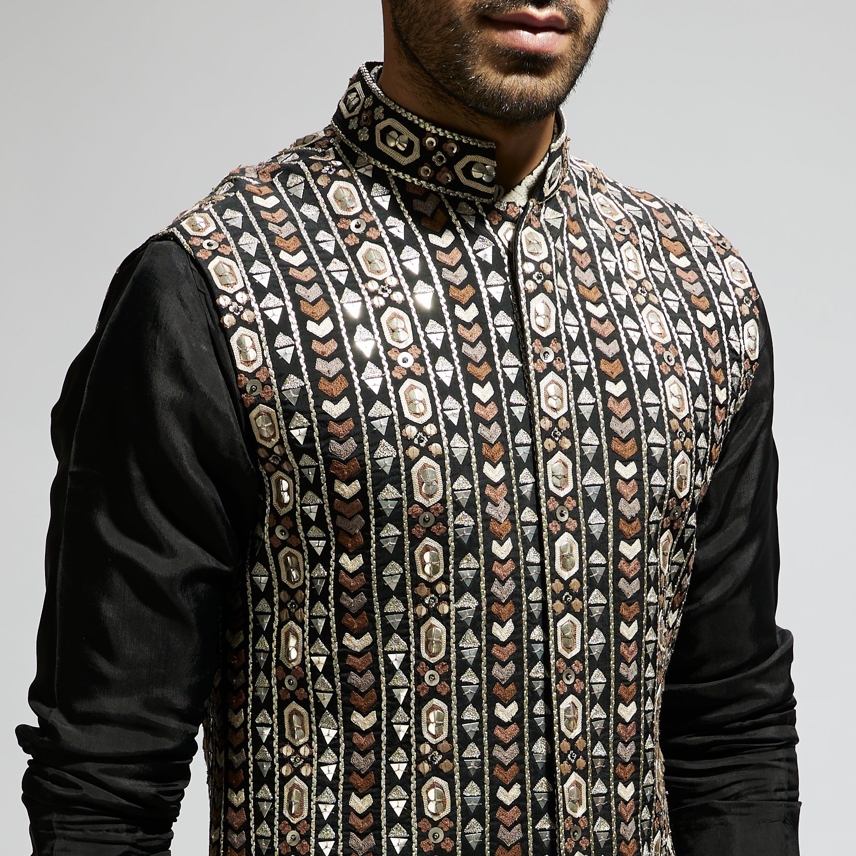 BLACK GEO EMBROIDERED BUNDI WITH KURTA AND PANTS