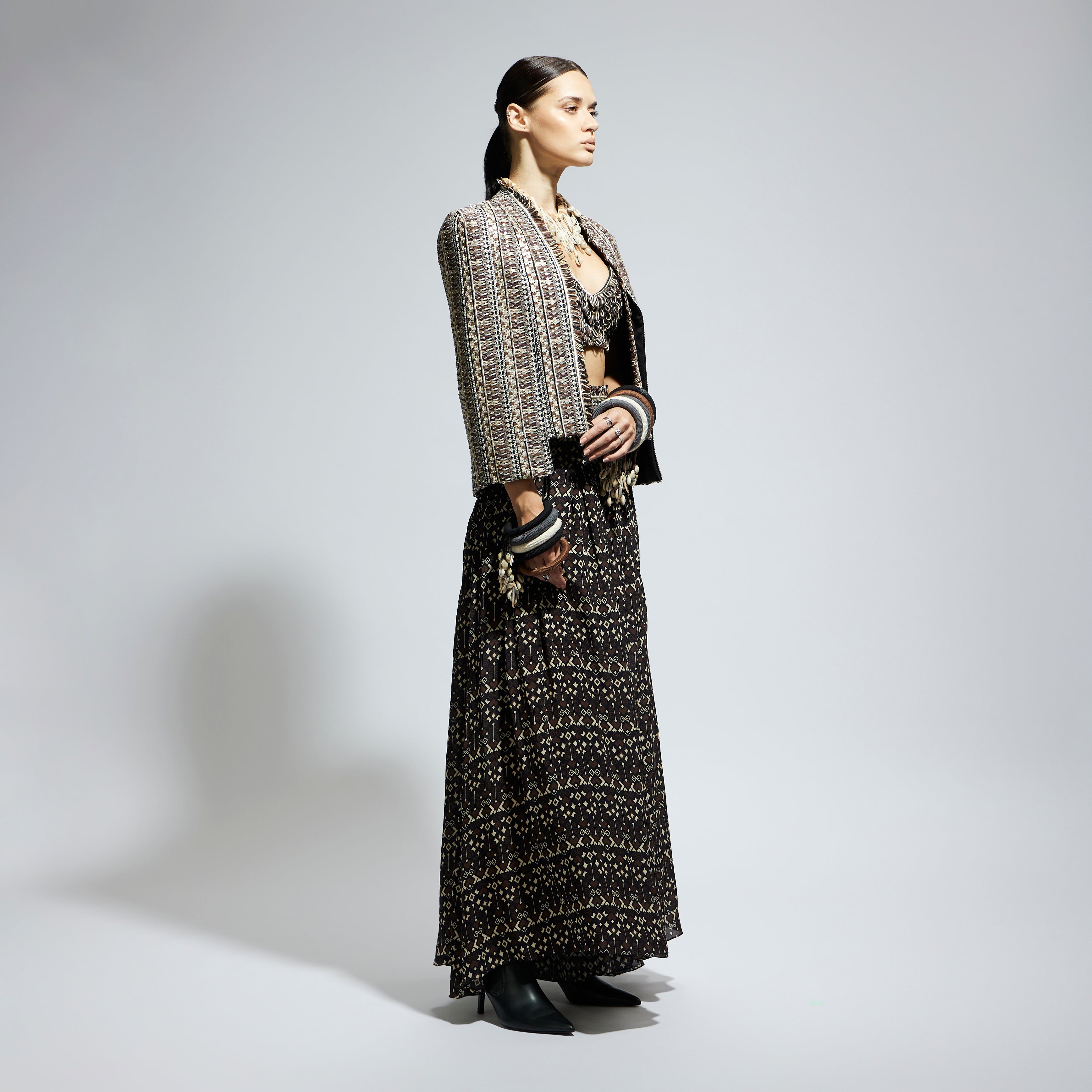 BROWN EMBELLISHED NOOR JACKET