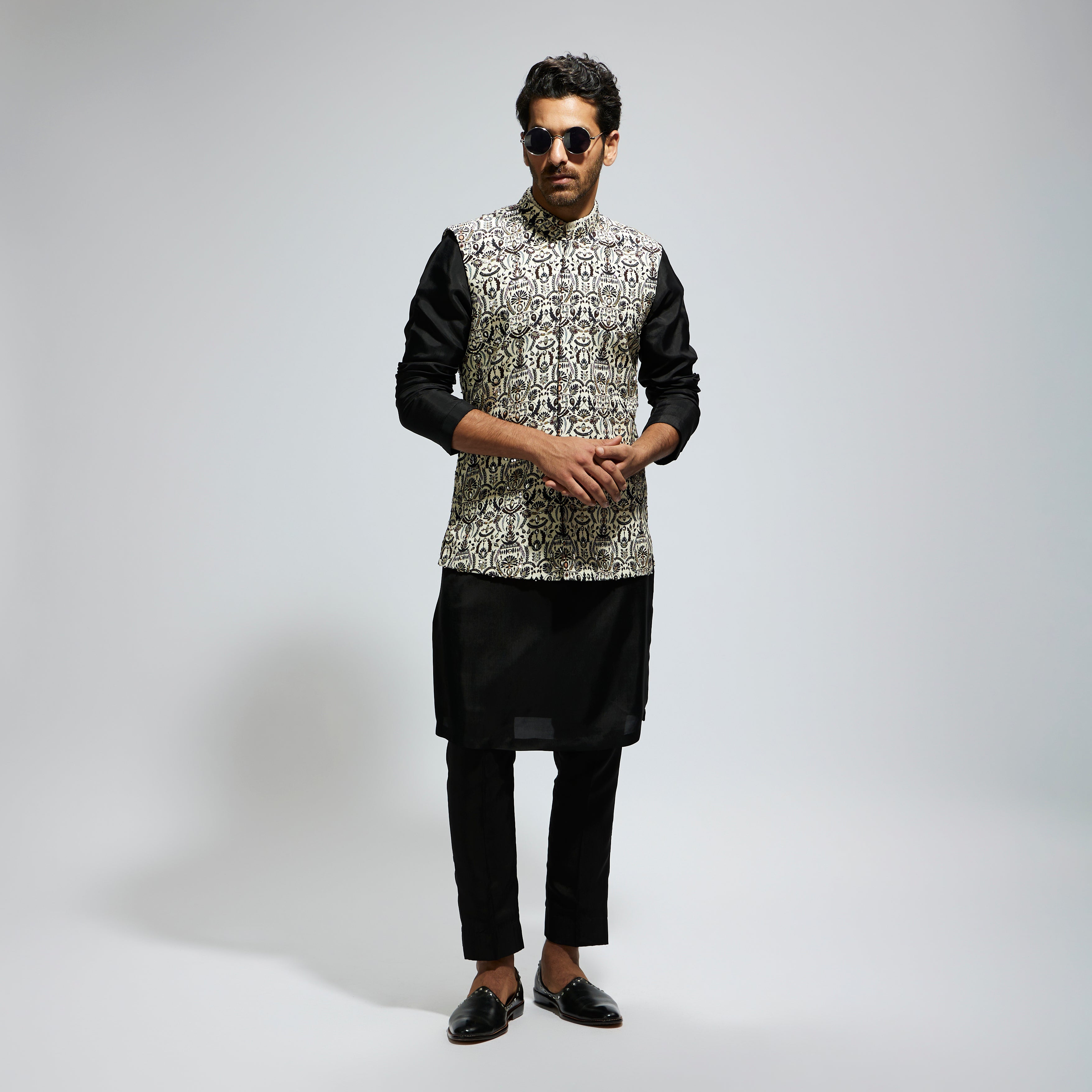 WHITE LEAF PRINTED BUNDI WITH KURTA AND PANTS