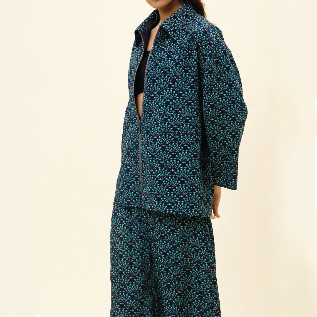 BLUE FEATHER PRINT OVERSIZED SHAKET WITH PANTS