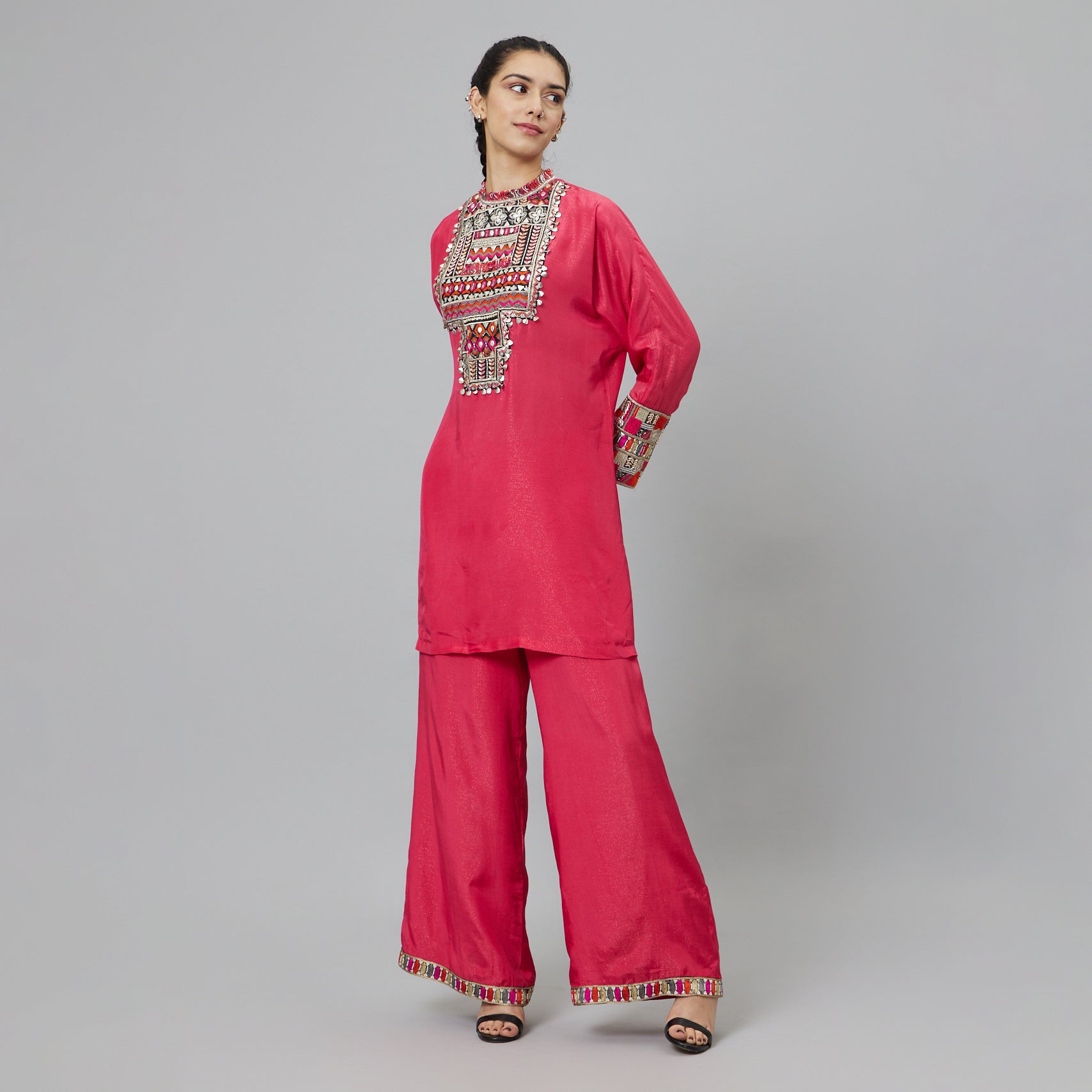 PINK DOLMAIN SLEEVES KURTA WITH BLACK EMBROIDERED YOKE TEAMED WITH PANTS