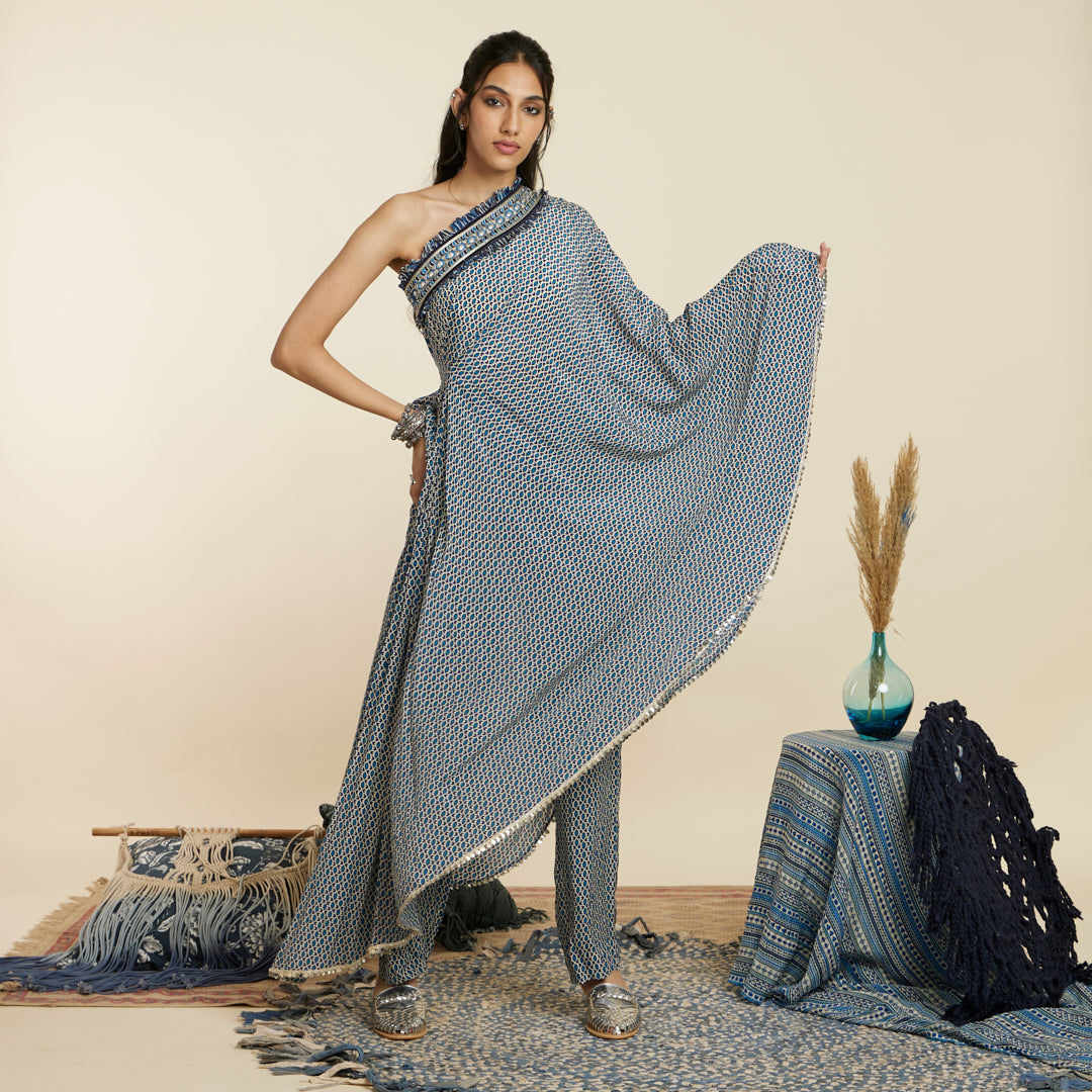 BLUE GEOMETRIC PRINT ONE SHOULDER SAREE WITH PANTS