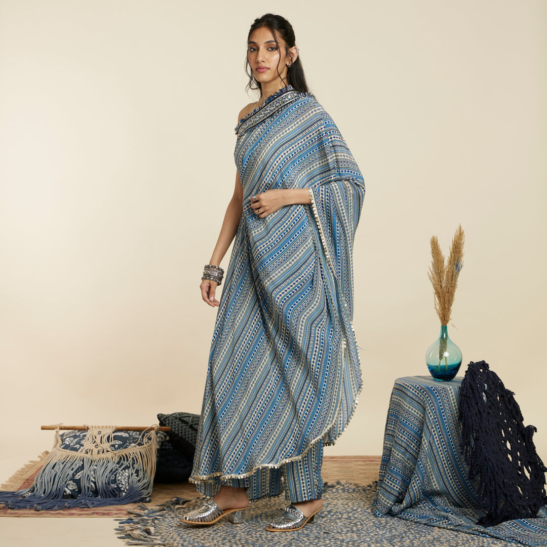 BLUE BOHO STRIPE PRINT ONE SHOULDER SAREE WITH PANTS