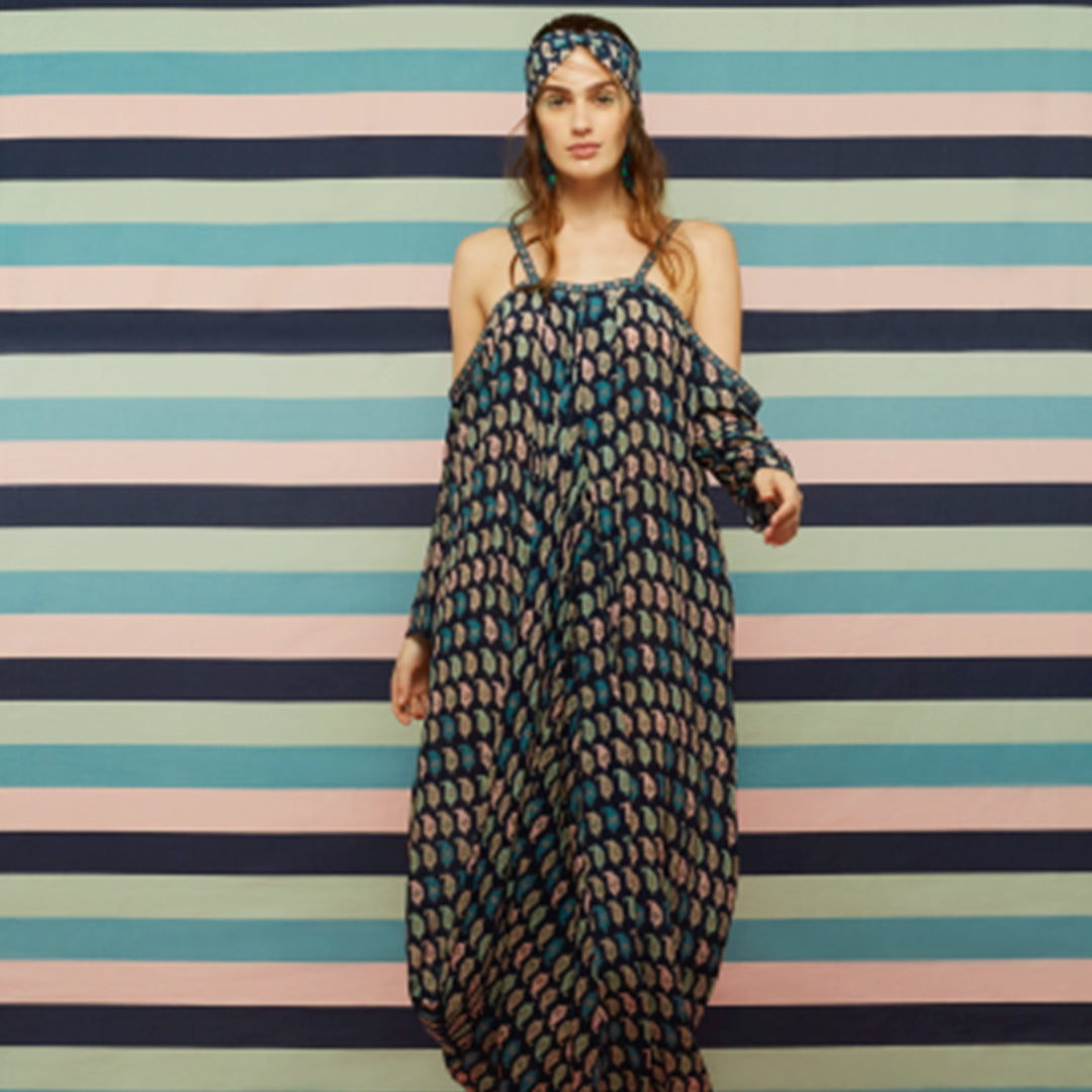 MAXI- ASYMMETRICAL PERSIAN PAISLEY PRINT DRAPED
MAXI.