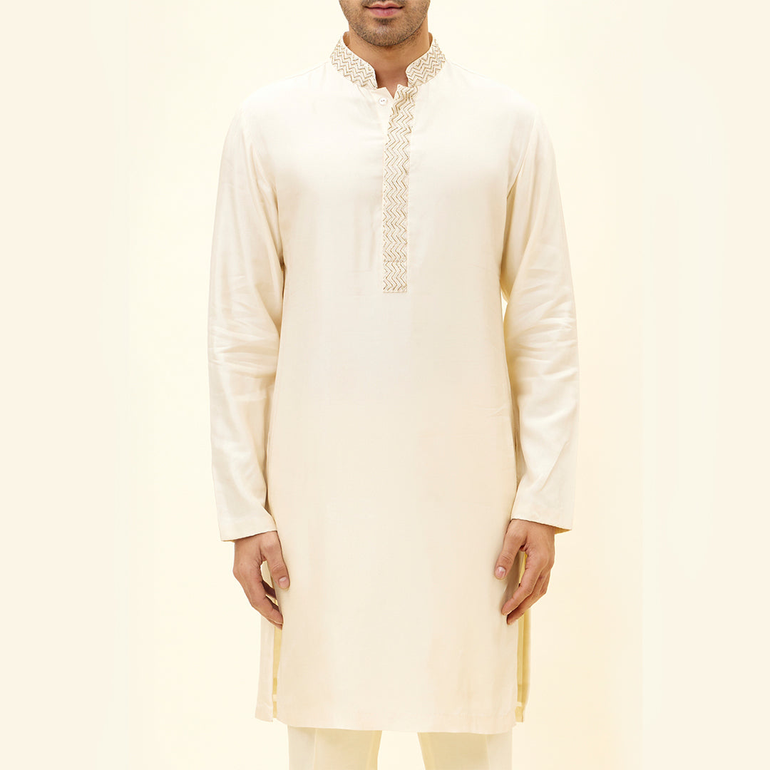 IVORY KURTA WITH EMBROIDERED NECKLINE AND PANTS